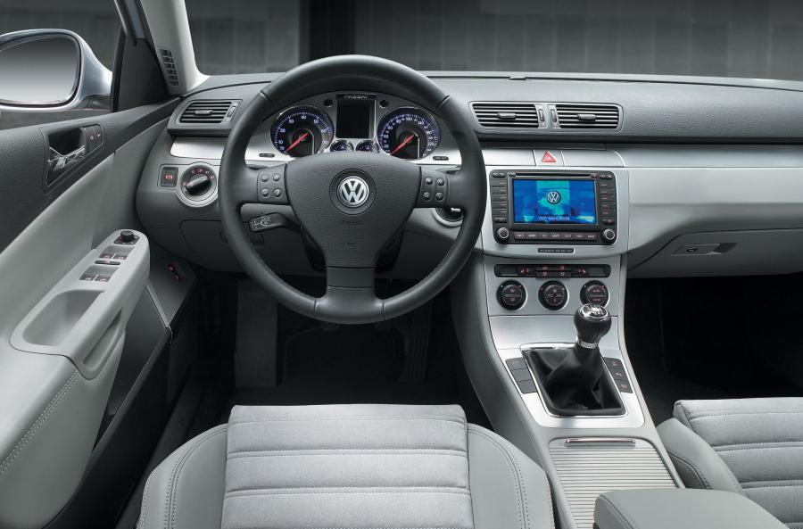  Volkswagen Passat 2005 года  (фото 145 из 161)